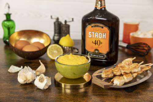 Aioli Dip mit STROH