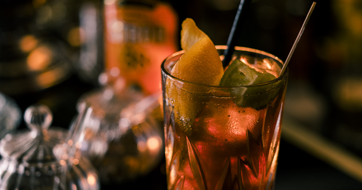 STROH Recipes: Cuba Libre Reloaded – Add a little STROH!