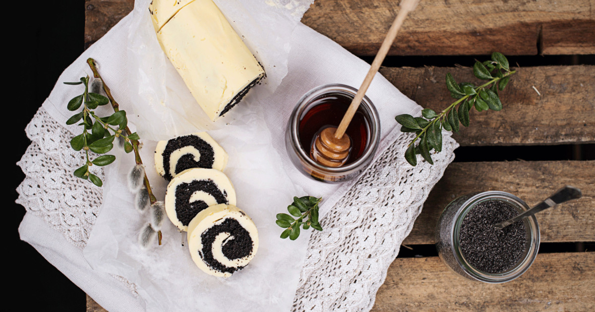 STROH Recipes: STROH Poppy Seed Butter – Add a little STROH!
