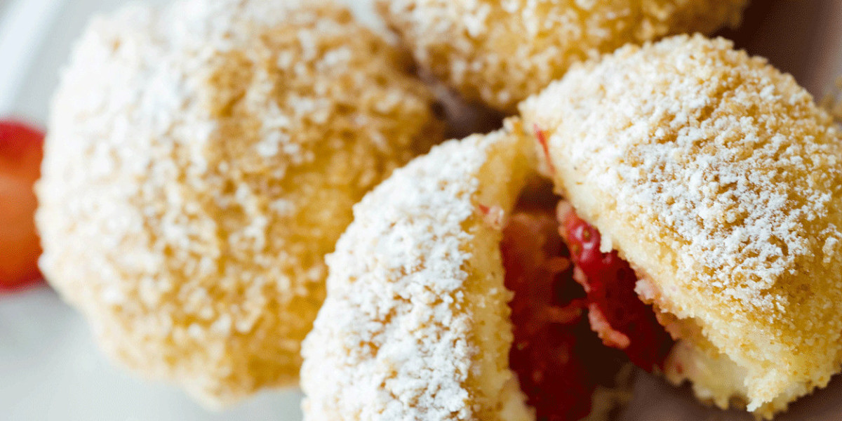 STROH Recipes: Fruit dumplings with curd dough – Add a little STROH!