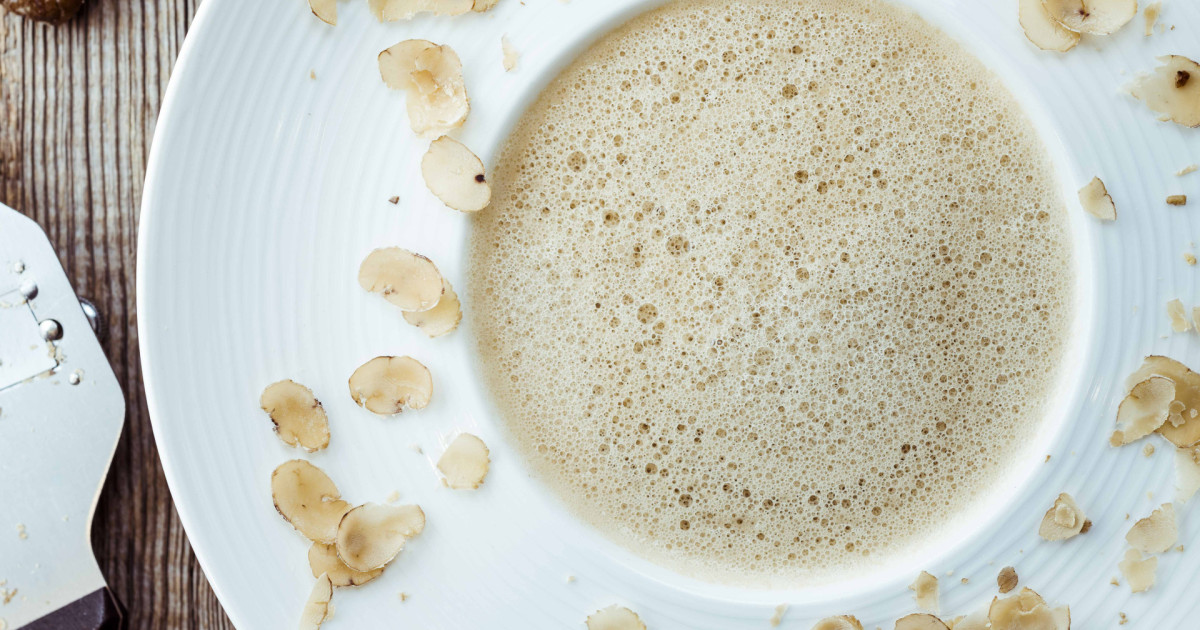 STROH Recipes: Chestnut soup – Add a little STROH!