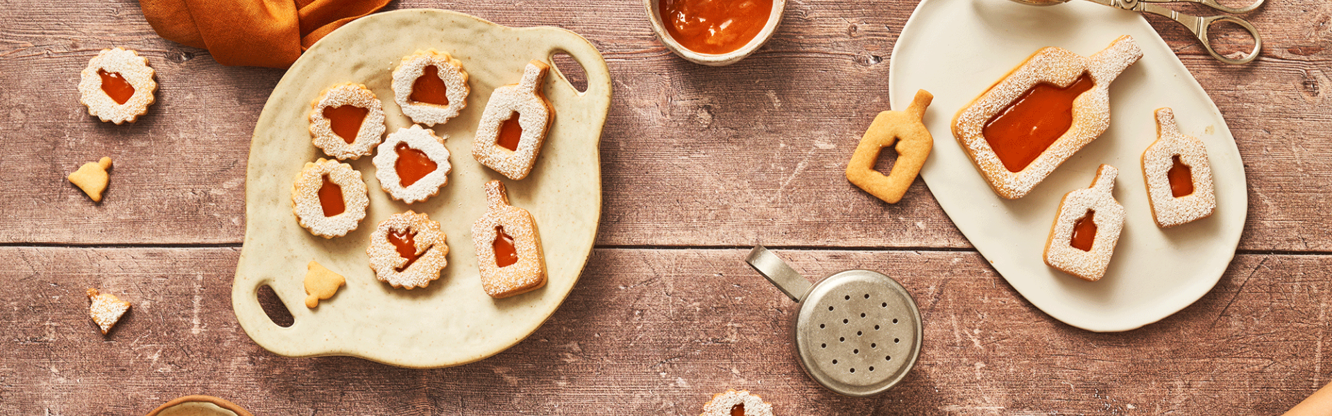 Linzer Augen mit Marillenmarmelade und STROH