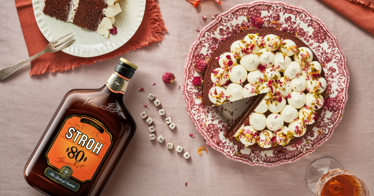 STROH Recipes: STROH Chocolate and Rum Naked Cake – Add a little STROH!