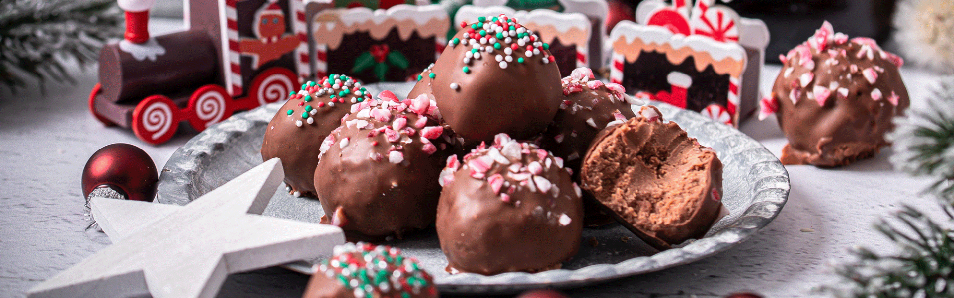 Rum balls with chocolate glaze