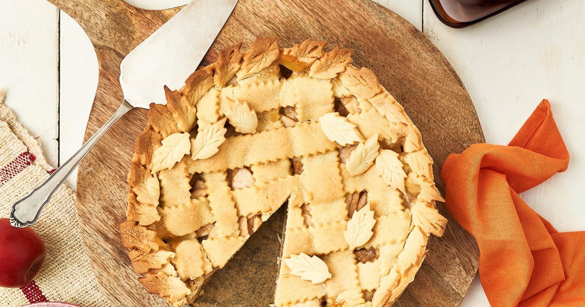 STROH Recipes: Apple Pie – Add a little STROH!