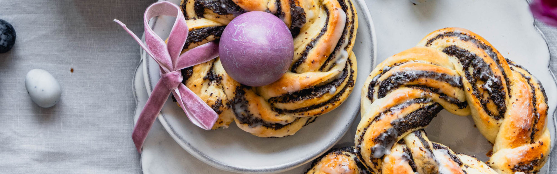 Mohnkränze aus Germteig