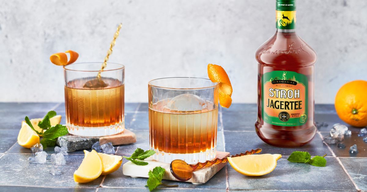 STROH Recipes: Jagertee on the rocks – Add a little STROH!